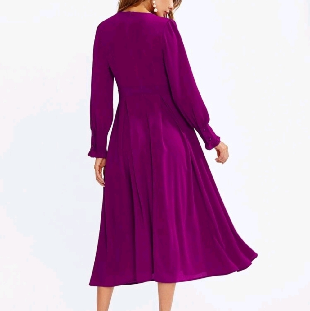 SOLD! Long sleeve midi dress - Picture 3 of 5